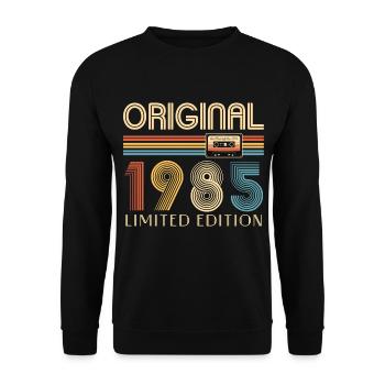 40th Birthday 1985 40 Years Old Gift - Unisex Sweatshirt - black - Front - Alina (178cm) & Michal (187cm)