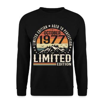 Né en octobre 1977 - cadeau millésime Octobre 1977 - Sweat-shirt Unisexe - noir - Devant - Alina (178cm) & Michal (187cm)