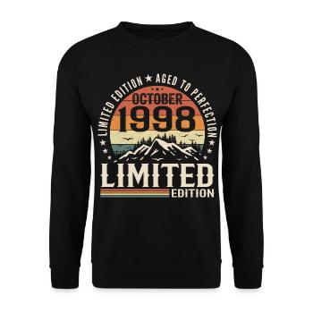Born in October 1998 - gift vintage October 1998 - Unisex Sweatshirt - black - Front - Alina (178cm) & Michal (187cm)