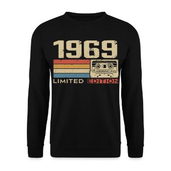 Legends 1969 Vintage 1969 Jubilee 1969 vintage - Unisex Sweatshirt - black - Front - Alina (178cm) & Michal (187cm)