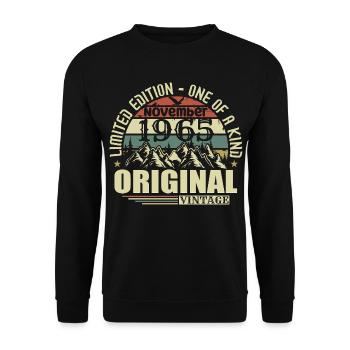 Birthday november 1965 - Unisex Sweatshirt - black - Front - Alina (178cm) & Michal (187cm)