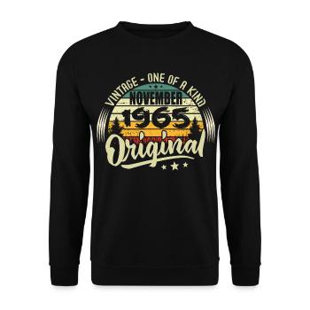 Vintage November 1965 Original November 1965 - Unisex Sweatshirt - black - Front - Alina (178cm) & Michal (187cm)