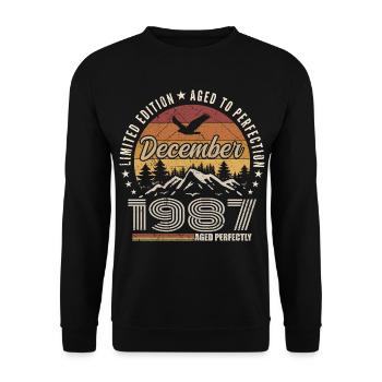 Décembre 1987 Édition Originale Cadeau décembre  - Sweat-shirt Unisexe - noir - Devant - Alina (178cm) & Michal (187cm)