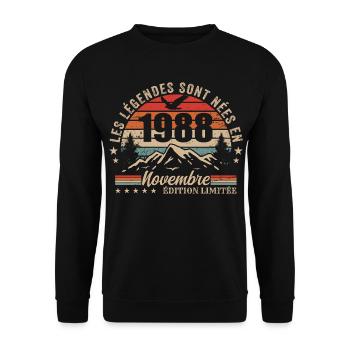 Genial seit November 1988 | November 1988 - Unisex Pullover - Schwarz - Vorne - Alina (178cm) & Michal (187cm)