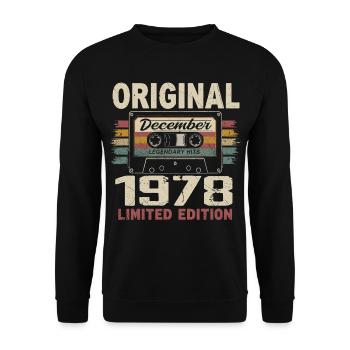 Cadeau D'anniversaire Décembre 1978 - Sweat-shirt Unisexe - noir - Devant - Alina (178cm) & Michal (187cm)