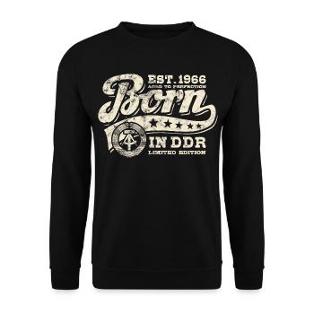 Born in DDR 1966 - Geburtstag - Ossi Geschenk - Unisex Pullover - Schwarz - Vorne - Alina (178cm) & Michal (187cm)