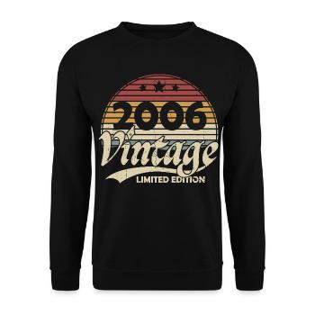 Vintage 2006 Vintage Birthday Gift Retro - Unisex Sweatshirt - black - Front - Alina (178cm) & Michal (187cm)
