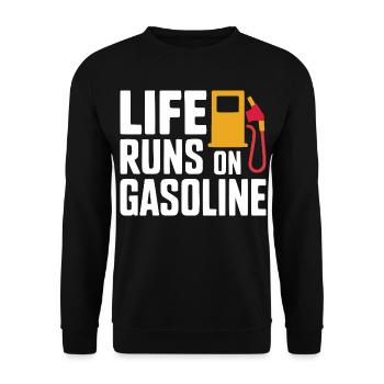 Life Runs On Gasoline Design - Unisex Pullover - Schwarz - Vorne - Alina (178cm) & Michal (187cm)