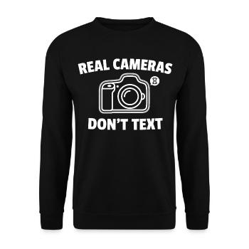 Real Cameras Don’t Text Spruch - Unisex Pullover - Schwarz - Vorne - Alina (178cm) & Michal (187cm)