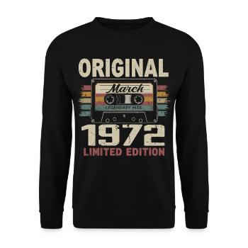 März 1972 Jahrgang März 1972 - Unisex Pullover - Schwarz - Vorne - Alina (178cm) & Michal (187cm)