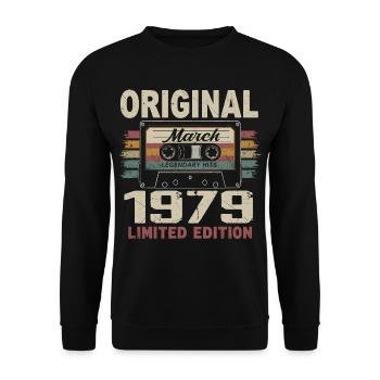 März 1979 Vintage März 1979 - Unisex Pullover - Schwarz - Vorne - Alina (178cm) & Michal (187cm)