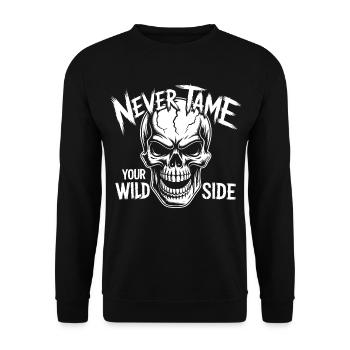 Never Tame Your Wild Side Skull – Gothic Design - Unisex Sweatshirt - black - Front - Alina (178cm) & Michal (187cm)