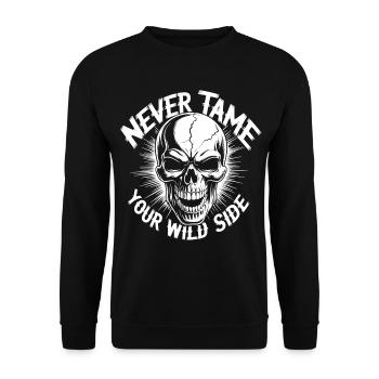 Never Tame Your Wild Side Skull – Gothic Design - Unisex Sweatshirt - black - Front - Alina (178cm) & Michal (187cm)