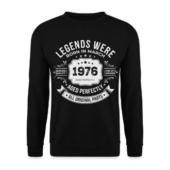 March 1976 Birthday 1976 Legends Mars - Unisex Sweatshirt - black - Front - Alina (178cm) & Michal (187cm)