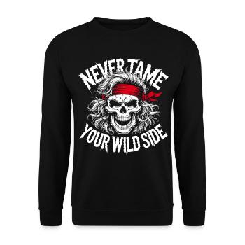 Wild Me Skull Bandana - Unisex Sweatshirt - black - Front - Alina (178cm) & Michal (187cm)