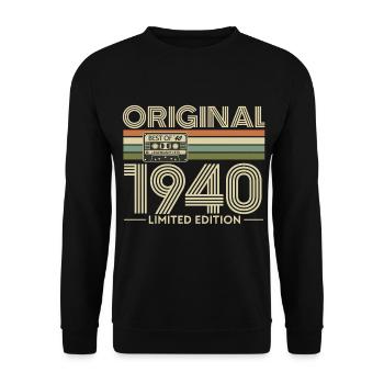 Original 1940 Retro Cassette Limited - Unisex Sweatshirt - black - Front - Alina (178cm) & Michal (187cm)