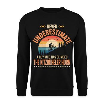 Ein Typ, der das TKitzbüheler Horn bestiegen hat - Unisex Pullover - Schwarz - Vorne - Alina (178cm) & Michal (187cm)