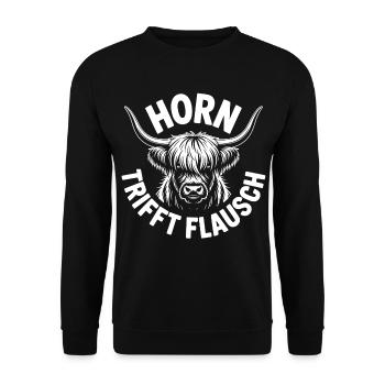 Highlands Horn trifft Flausch - Unisex Pullover - Schwarz - Vorne - Alina (178cm) & Michal (187cm)