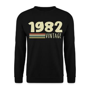 1982-Jubiläum-1982-retro-1982 - Unisex Pullover - Schwarz - Vorne - Alina (178cm) & Michal (187cm)