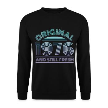 Vintage 1976 - Unisex Pullover - Schwarz - Vorne - Alina (178cm) & Michal (187cm)