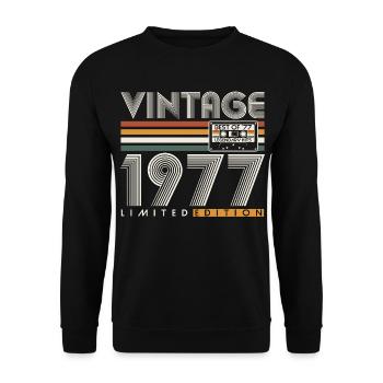 1977 Vintage Vintage Rétro Cadeau d’anniversaire - Sweat-shirt Unisexe - noir - Devant - Alina (178cm) & Michal (187cm)
