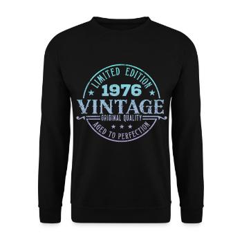 Vintage 1976 - Unisex Pullover - Schwarz - Vorne - Alina (178cm) & Michal (187cm)