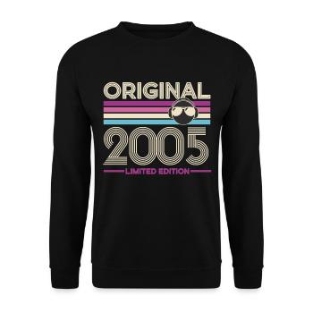 Original 2005 Limited Edition - Unisex Sweatshirt - black - Front - Alina (178cm) & Michal (187cm)