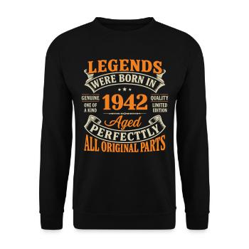 Legends born 1942 Perfect Age - Unisex Sweatshirt - black - Front - Alina (178cm) & Michal (187cm)