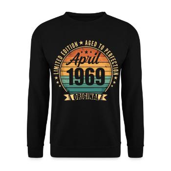 Vintage Retro Birthday Gift from April 1969 - Unisex Sweatshirt - black - Front - Alina (178cm) & Michal (187cm)