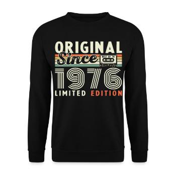 1976 Vintage Retro Geburtstagsgeschenk - Unisex Pullover - Schwarz - Vorne - Alina (178cm) & Michal (187cm)