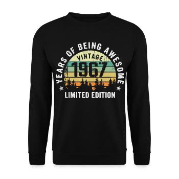 Légendaire depuis 1967, Édition Vintage 1967 Retro - Sweat-shirt Unisexe - noir - Devant - Alina (178cm) & Michal (187cm)