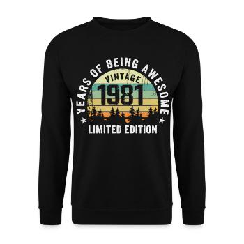 Legendary since 1981, Vintage Edition 1981 Retro - Unisex Sweatshirt - black - Front - Alina (178cm) & Michal (187cm)