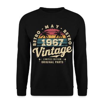 Vintage May 1967: The Authentic Myth May 1967 - Unisex Sweatshirt - black - Front - Alina (178cm) & Michal (187cm)