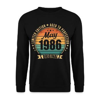 Legend of May 1986 Limitierte Ausgabe - Unisex Pullover - Schwarz - Vorne - Alina (178cm) & Michal (187cm)