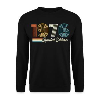 50th birthday 1976 Born 1976 - Unisex Sweatshirt - black - Front - Alina (178cm) & Michal (187cm)