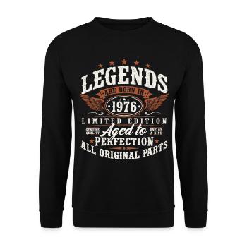 50. Geburtstag  50 Jahre Geschenk 1976 geboren - Unisex Pullover - Schwarz - Vorne - Alina (178cm) & Michal (187cm)