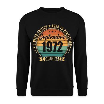 September 1972 Vintage Limited Edition - Unisex Pullover - Schwarz - Vorne - Alina (178cm) & Michal (187cm)
