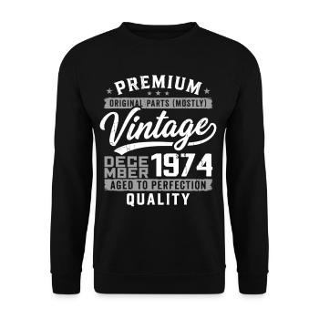 Vintage Dezember 1974 Qualitätsausgabe - Unisex Pullover - Schwarz - Vorne - Alina (178cm) & Michal (187cm)