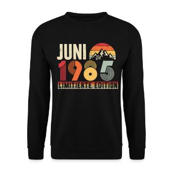 Juni 1985 Geburtsjahr Vintage Retro - Unisex Pullover - Schwarz - Vorne - Alina (178cm) & Michal (187cm)