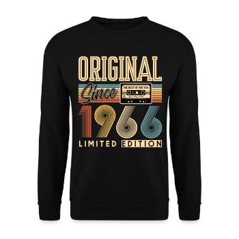 60. Geburtstag, 60 Jahre - Unisex Pullover - Schwarz - Vorne - Alina (178cm) & Michal (187cm)