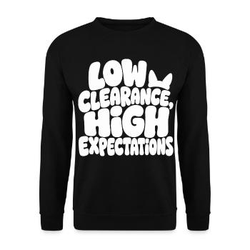 Hundehumor – Low Clearance High Expectations - Unisex Pullover - Schwarz - Vorne - Alina (178cm) & Michal (187cm)