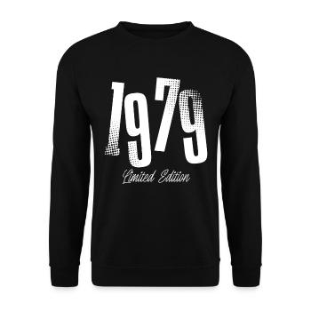 1979 Jahrgang Geburtstag Baujahr Geboren - Unisex Pullover - Schwarz - Vorne - Alina (178cm) & Michal (187cm)