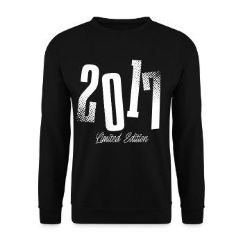 2017 Jahrgang Geburtstag Baujahr Geboren - Unisex Pullover - Schwarz - Vorne - Alina (178cm) & Michal (187cm)