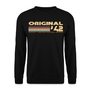 1942 - Unisex Sweatshirt - black - Front - Alina (178cm) & Michal (187cm)