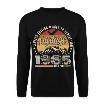 1985 Geschenk 40. Jubiläum 1985 Jahrgang 1985 - Unisex Pullover - Schwarz - Vorne - Alina (178cm) & Michal (187cm)