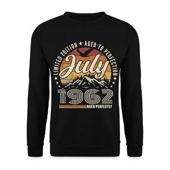 July 1962 63rd Anniversary Gift July 1962 - Unisex Sweatshirt - black - Front - Alina (178cm) & Michal (187cm)