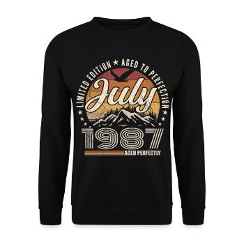 July 1987 38th Anniversary Gift July 1987 - Unisex Sweatshirt - black - Front - Alina (178cm) & Michal (187cm)