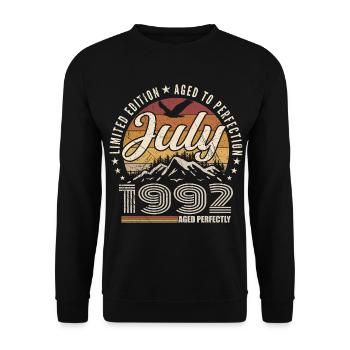 July 1992 33rd Anniversary Gift July 1992 - Unisex Sweatshirt - black - Front - Alina (178cm) & Michal (187cm)