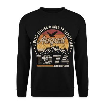 August 1974 Retro Anniversary August 1974 August 1974 - Unisex Sweatshirt - black - Front - Alina (178cm) & Michal (187cm)