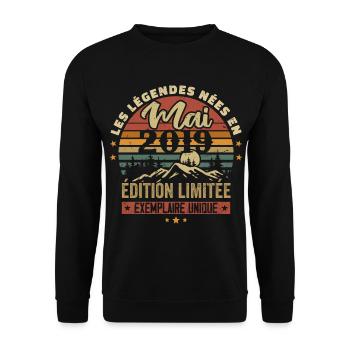 Les légendes Nées en Mai 2019 Cadeau 2019 Vintage - Sweat-shirt Unisexe - noir - Devant - Alina (178cm) & Michal (187cm)